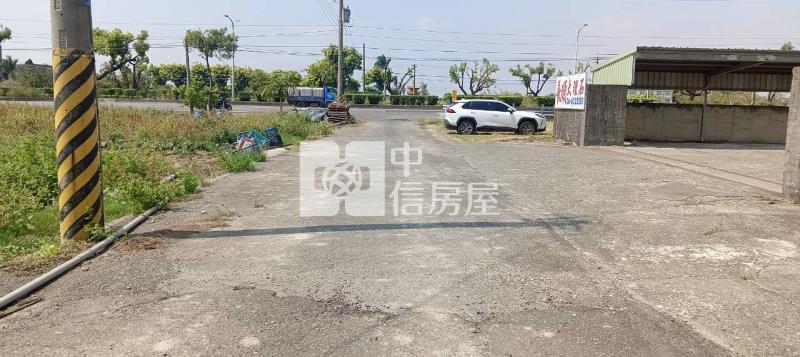 柳營臨省道三角窗有水電2.77分方正農地房屋室內格局與周邊環境