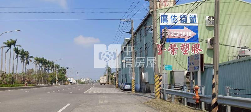 柳營臨省道三角窗有水電2.77分方正農地房屋室內格局與周邊環境