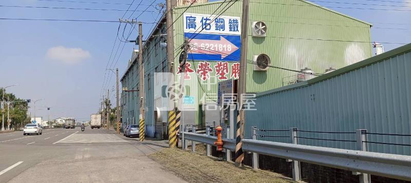 柳營臨省道三角窗有水電2.77分方正農地房屋室內格局與周邊環境