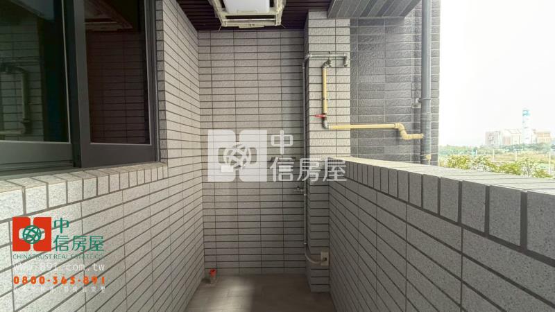 湖美麥當勞旁全新車位2房房屋室內格局與周邊環境