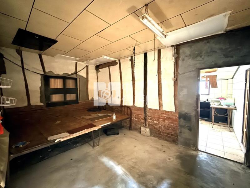 後壁新港東乙建送平房房屋室內格局與周邊環境