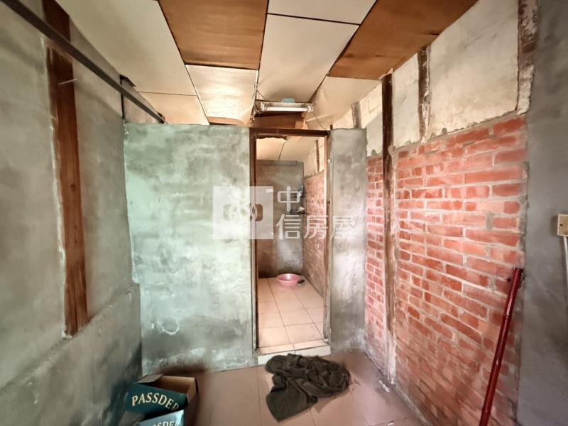 後壁新港東乙建送平房房屋室內格局與周邊環境