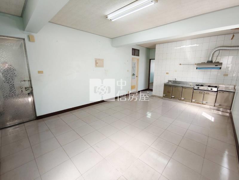 東區復興國中小明亮2房房屋室內格局與周邊環境