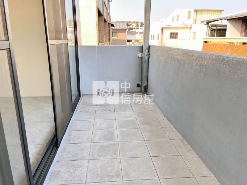 斗南國小旁全新整理車位透天房屋室內格局與周邊環境