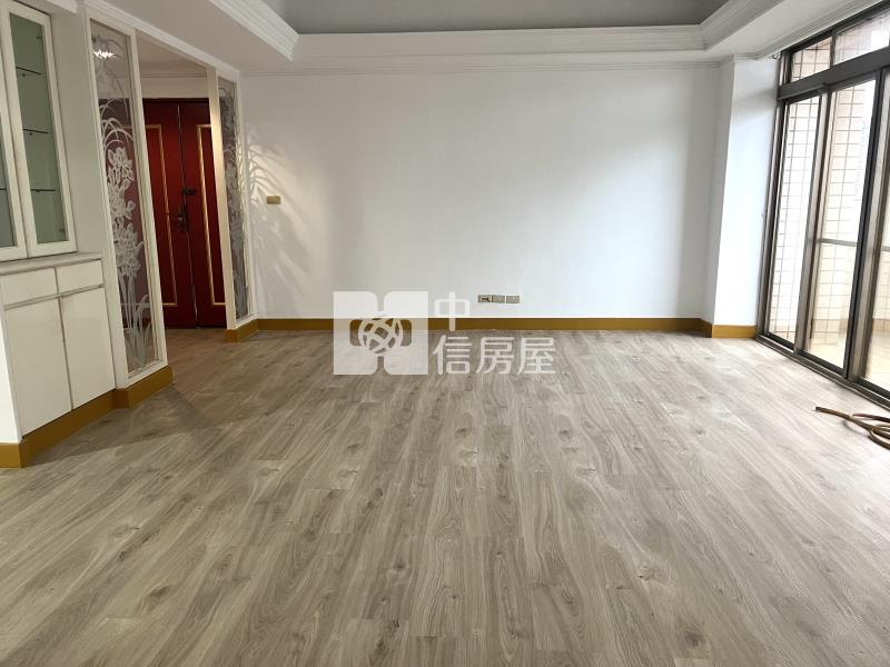 百吉利花園高樓三房平車（專任）房屋室內格局與周邊環境