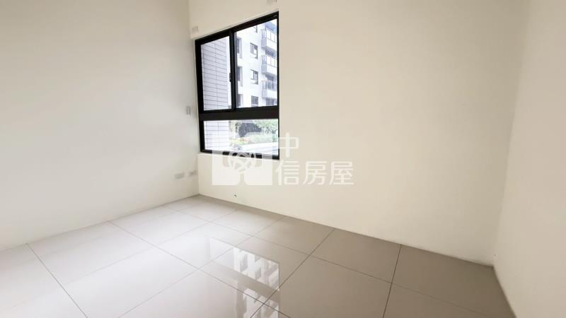 昌祐大薪計劃一樓挑高戶平車房屋室內格局與周邊環境