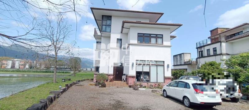 礁溪市區豪華獨棟別墅房屋室內格局與周邊環境