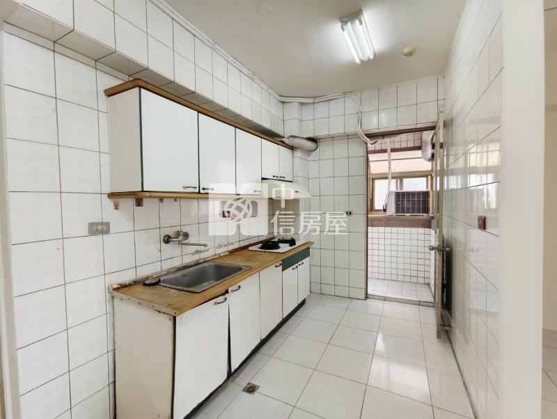 新竹國小首購三房房屋室內格局與周邊環境