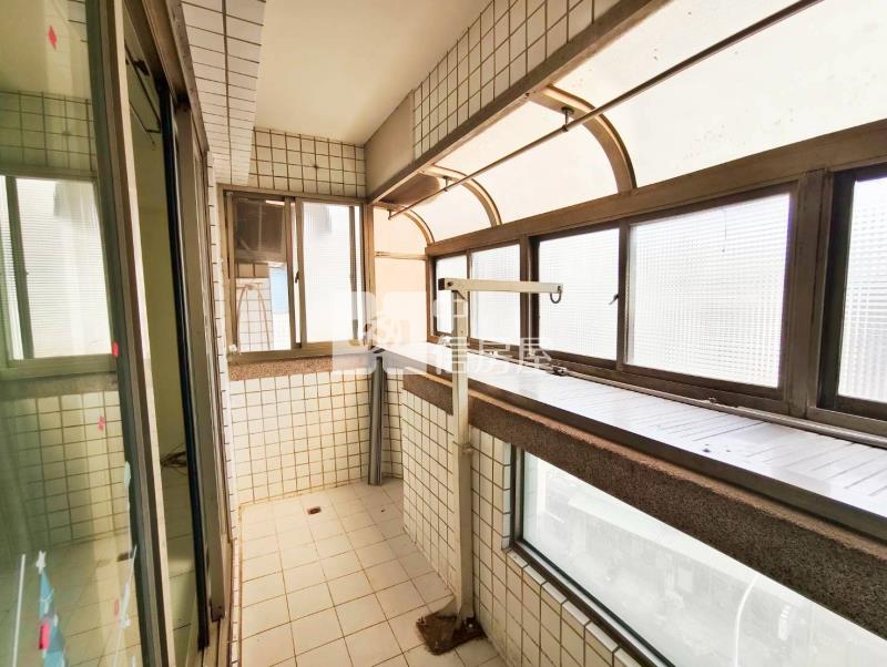 新竹國小首購三房房屋室內格局與周邊環境