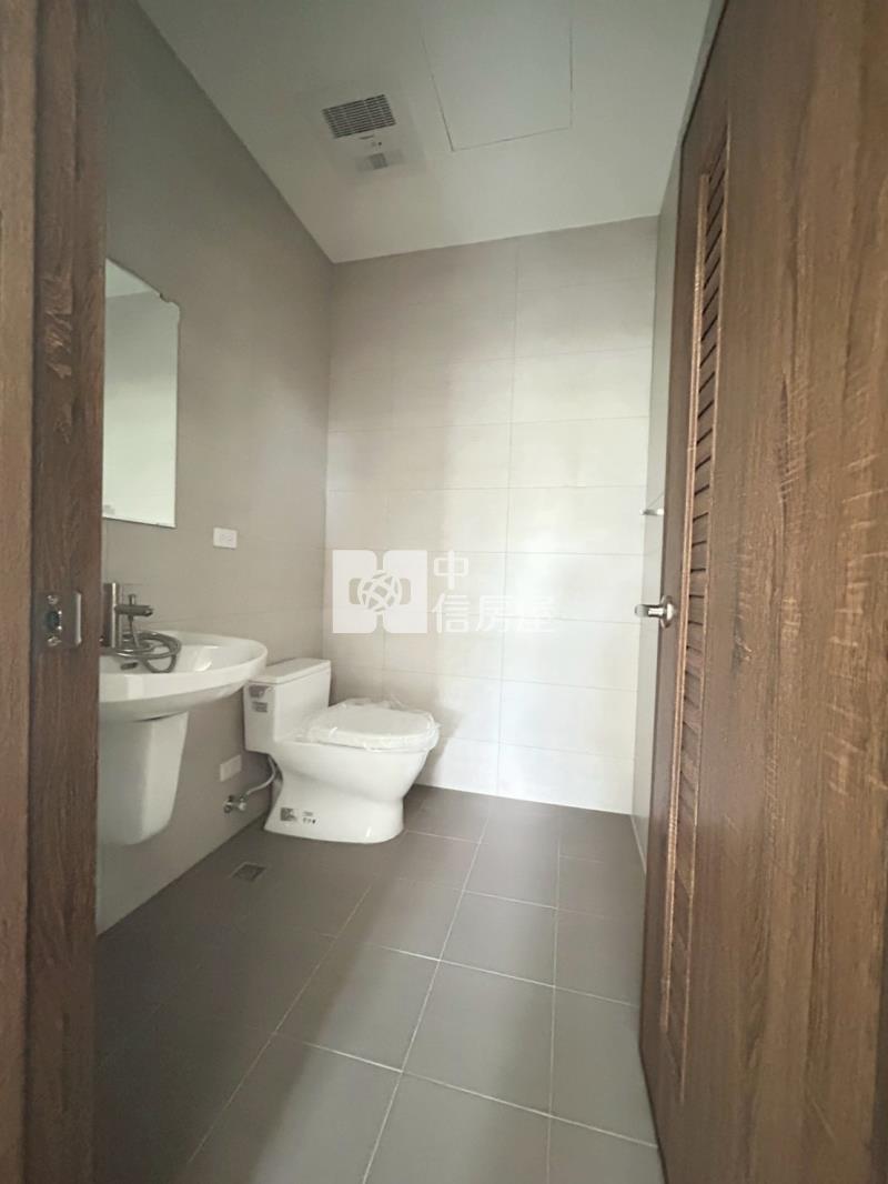 斗六文化路全新店住房屋室內格局與周邊環境