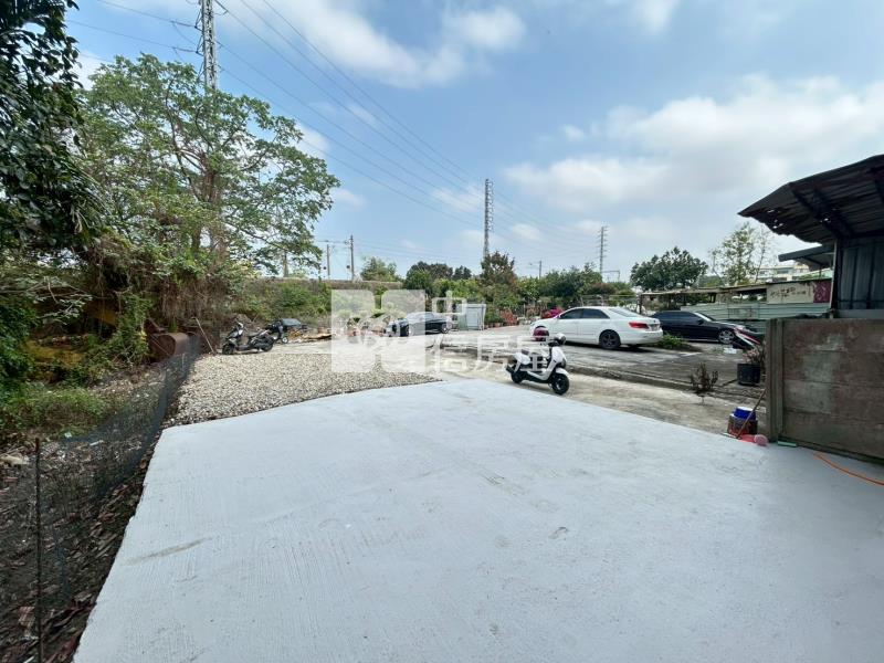 斗六文化路全新店住房屋室內格局與周邊環境