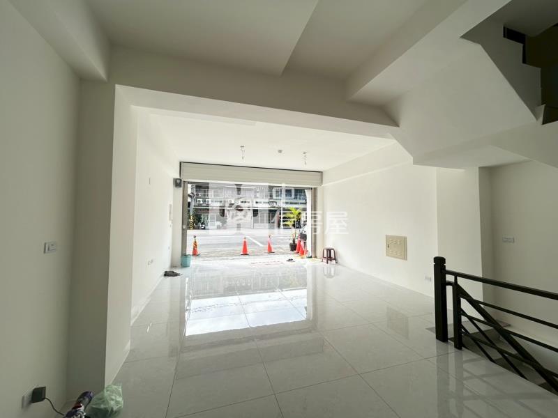 斗六文化路全新店住房屋室內格局與周邊環境
