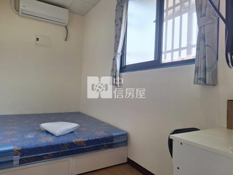 大里市中心收租電梯透套｜13套+2房｜滿租年收127萬房屋室內格局與周邊環境