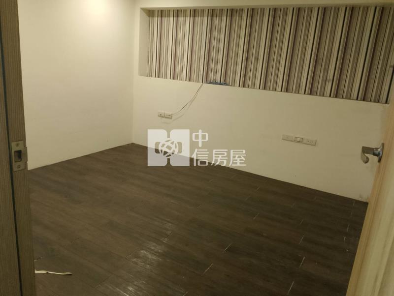 中壢新明鬧區黃金店住房屋室內格局與周邊環境