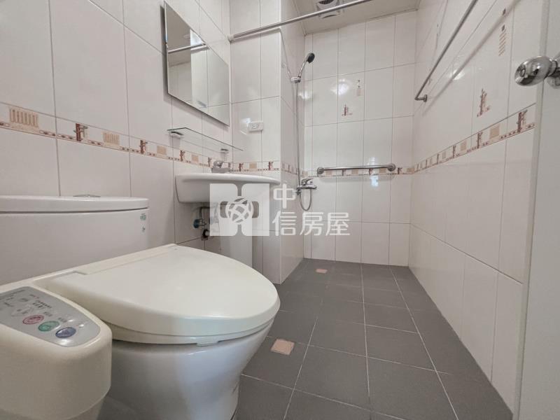 【安家】海華國際會館邊間3房景觀戶房屋室內格局與周邊環境