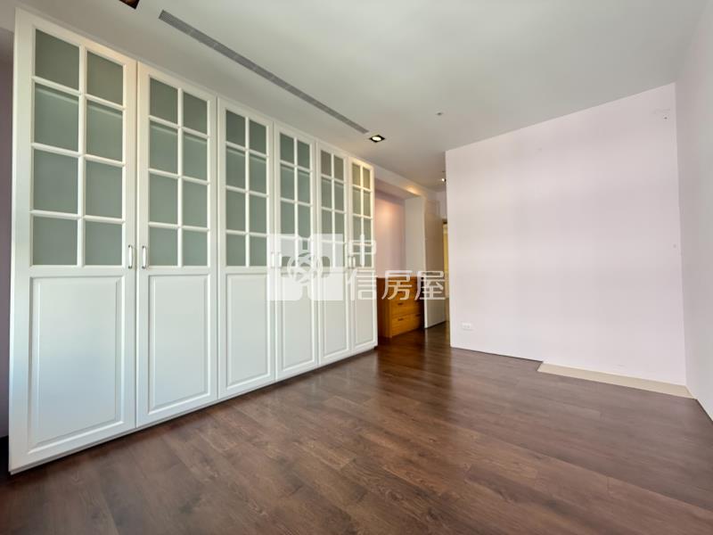 葳格高中文華硯高樓屋美三改二房平車房屋室內格局與周邊環境