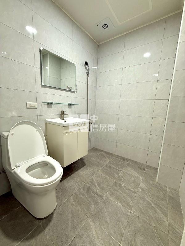 崇德商圈旁透天房屋室內格局與周邊環境