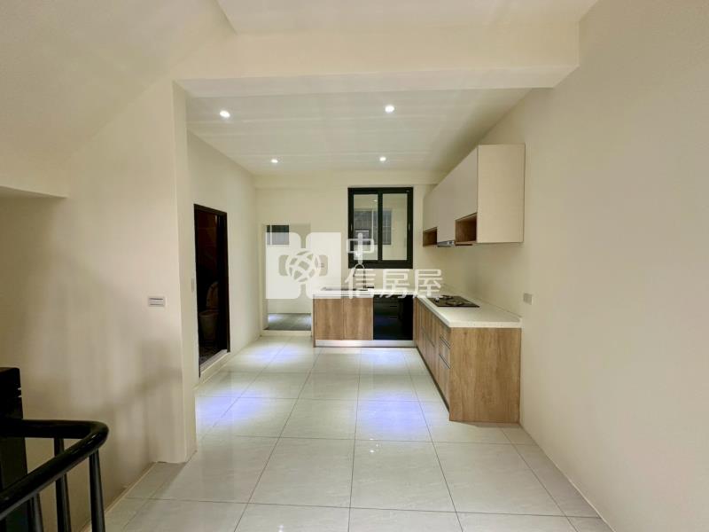 龍潭大同路優質透天房屋室內格局與周邊環境