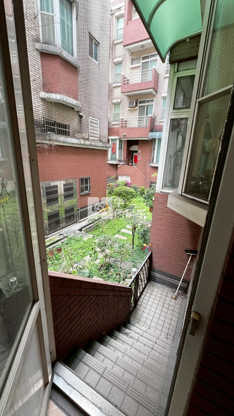 專-桃園鴻麒文中尊邸透天房屋室內格局與周邊環境