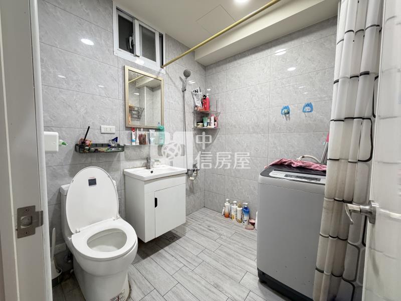 基隆廟口走路3分鐘南榮路2樓房屋室內格局與周邊環境