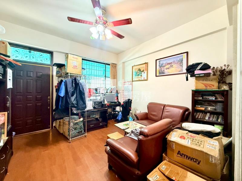 專任 -(詠隆第堡)太平震後輕屋齡美墅房屋室內格局與周邊環境