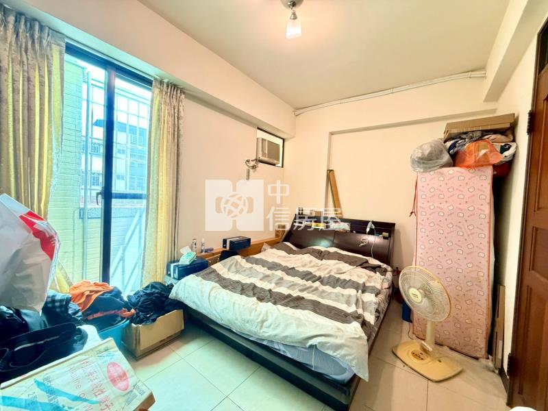 專任 -(詠隆第堡)太平震後輕屋齡美墅房屋室內格局與周邊環境