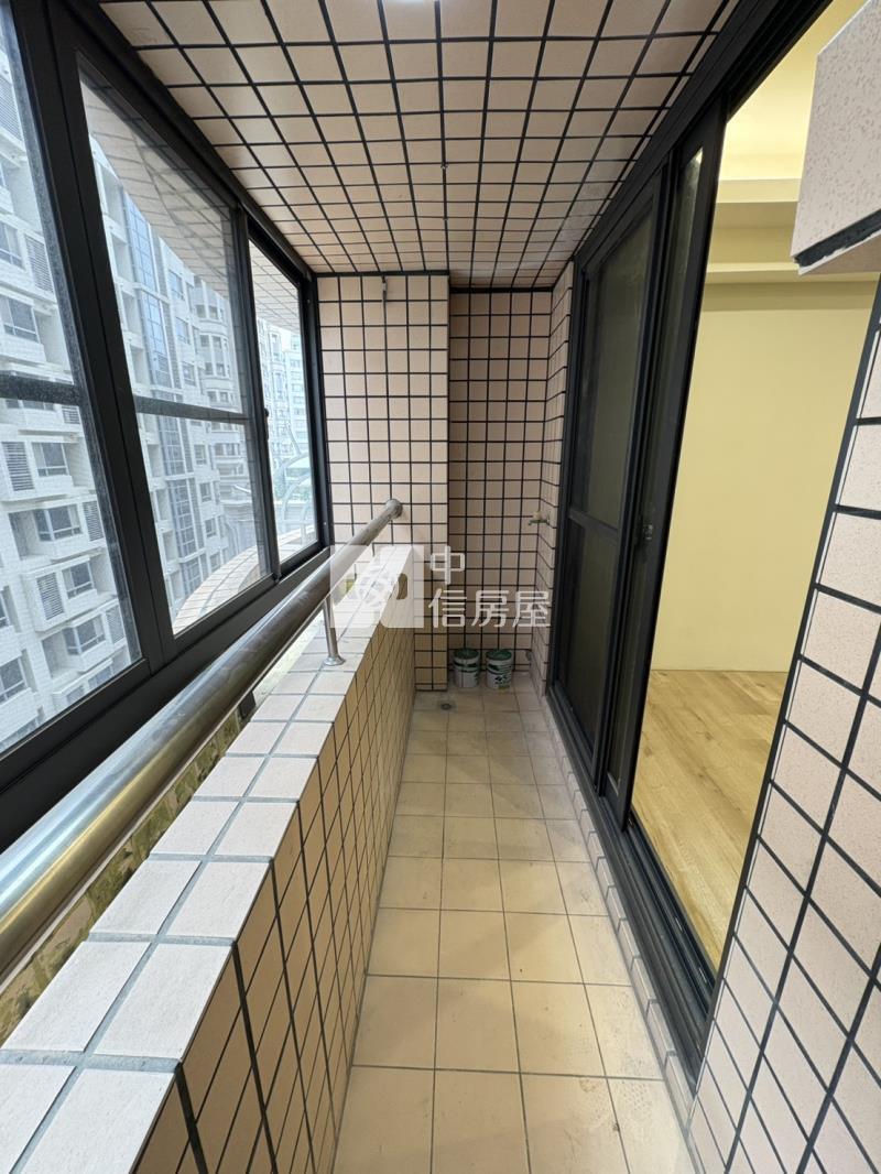 逢甲青海熱鬧商圈美3房附平車房屋室內格局與周邊環境