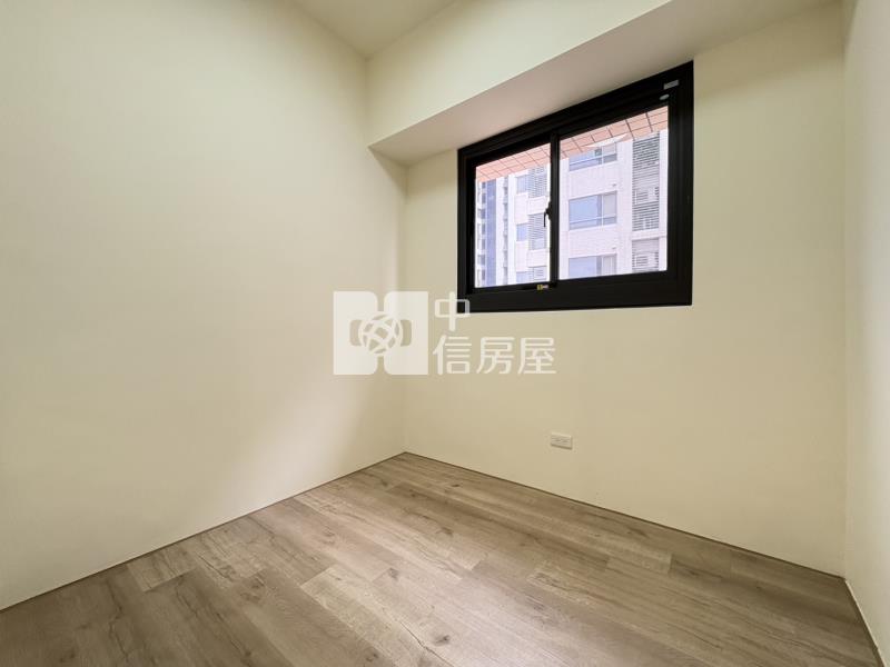 逢甲青海熱鬧商圈美3房附平車房屋室內格局與周邊環境