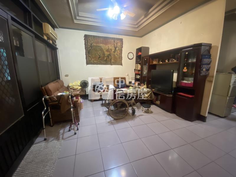 八德興豐路旁透天房屋室內格局與周邊環境