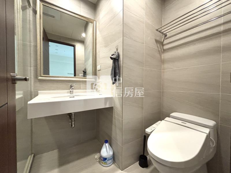 微笑雲品1+1房平車房屋室內格局與周邊環境