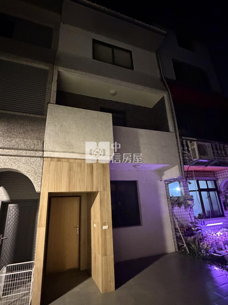 龍潭市區門前停車透天房屋室內格局與周邊環境