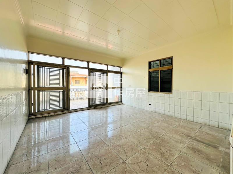 里港超大坪數博士居房屋室內格局與周邊環境