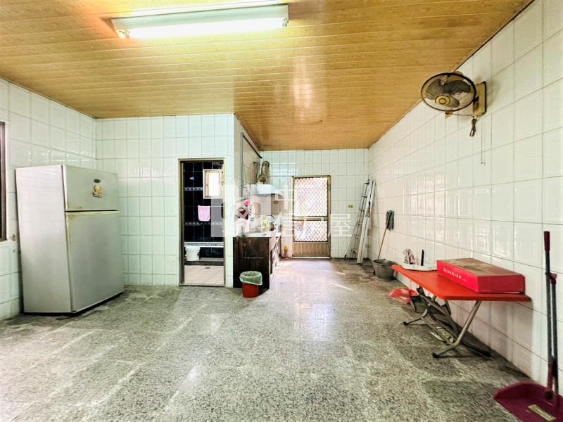 里港超大坪數博士居房屋室內格局與周邊環境