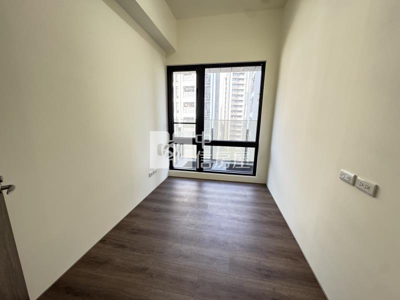 青埔國中全新大3房+平車房屋室內格局與周邊環境