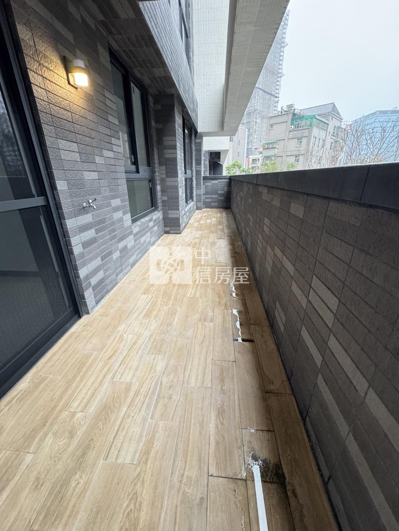 A18新大代代木三房車露臺戶房屋室內格局與周邊環境