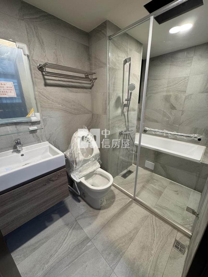 A18新大代代木三房車露臺戶房屋室內格局與周邊環境