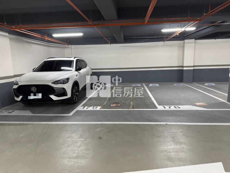 A18新大代代木三房車露臺戶房屋室內格局與周邊環境