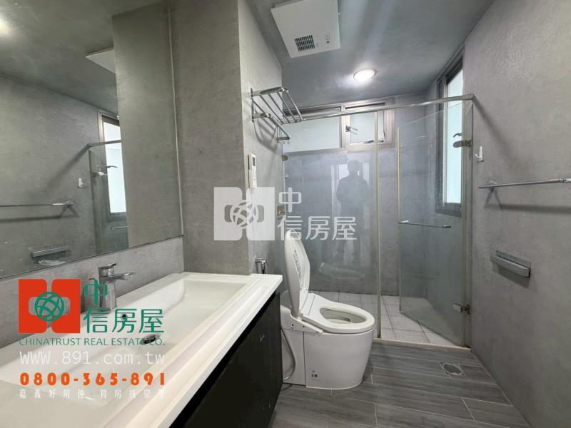 高峰匯精裝雙車3房房屋室內格局與周邊環境