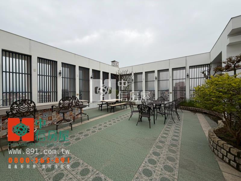 高峰匯精裝雙車3房房屋室內格局與周邊環境