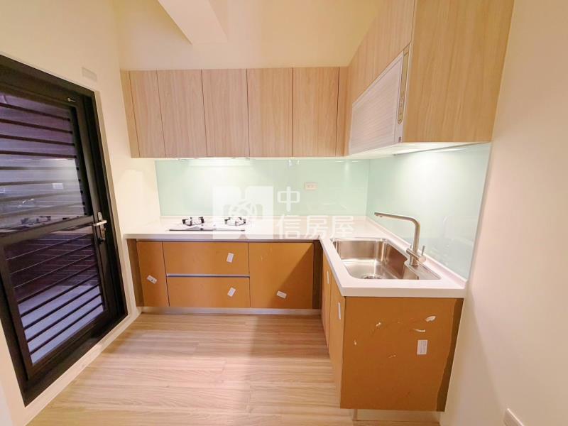 十二淳三房平車房屋室內格局與周邊環境