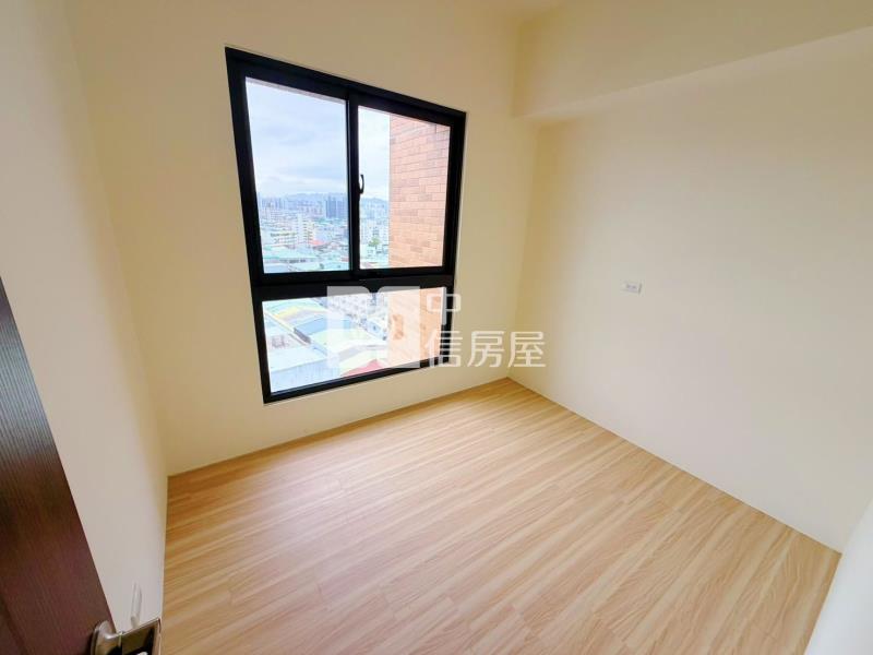 十二淳三房平車房屋室內格局與周邊環境