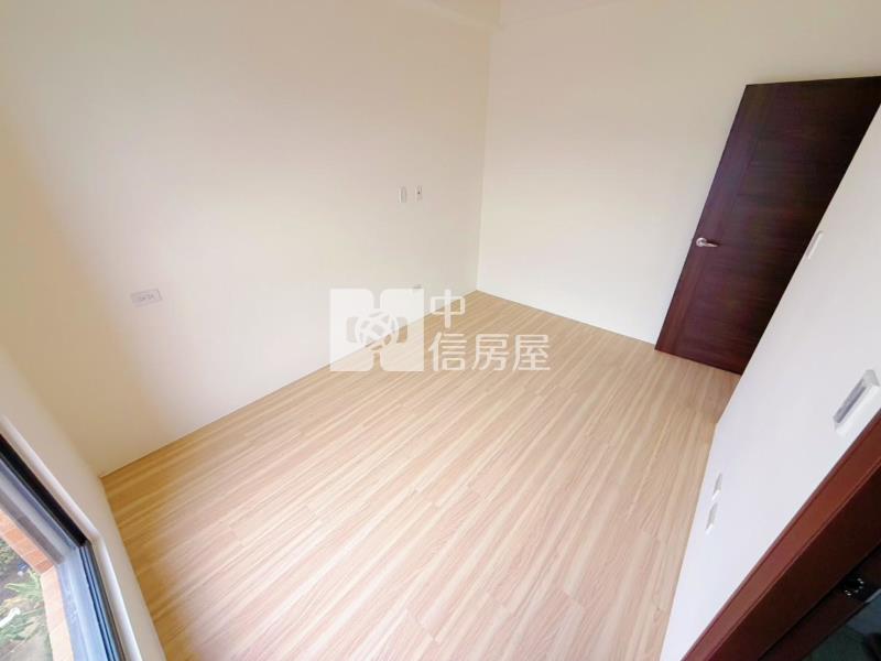 十二淳三房平車房屋室內格局與周邊環境