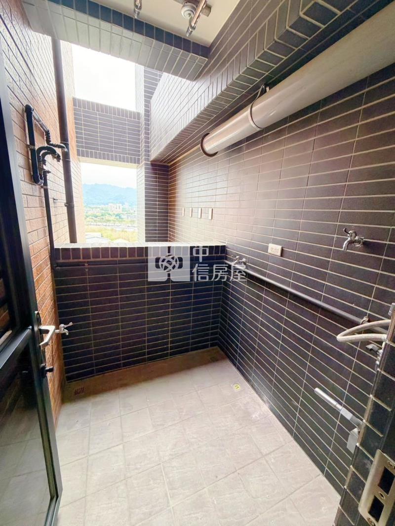 十二淳三房平車房屋室內格局與周邊環境