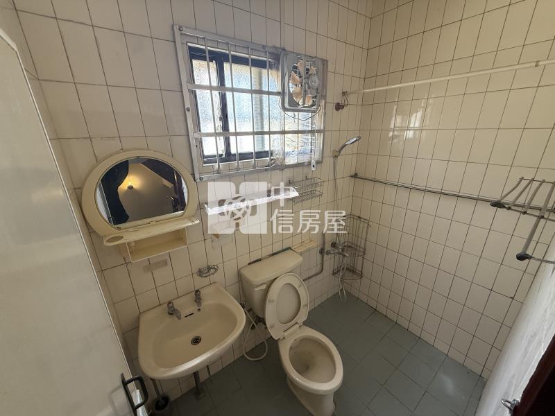 (捷運)崇德文心站-大樓價買透天房屋室內格局與周邊環境