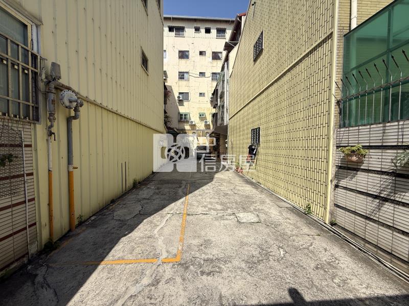 (捷運)崇德文心站-大樓價買透天房屋室內格局與周邊環境