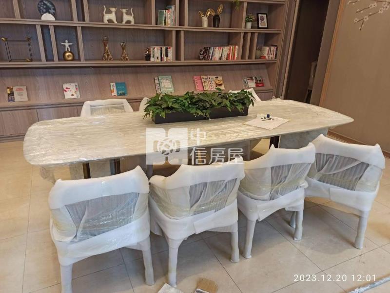 八擴近G01-福爾摩沙露臺2房車房屋室內格局與周邊環境