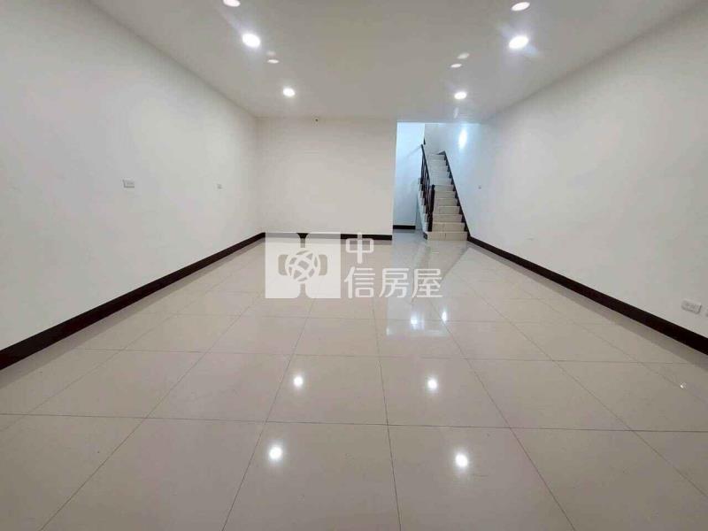 龍潭百年商圈大別墅房屋室內格局與周邊環境