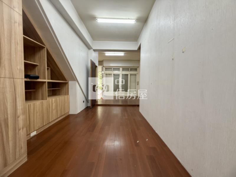 【安家】典藏馥園文化國小五房雙車別墅房屋室內格局與周邊環境