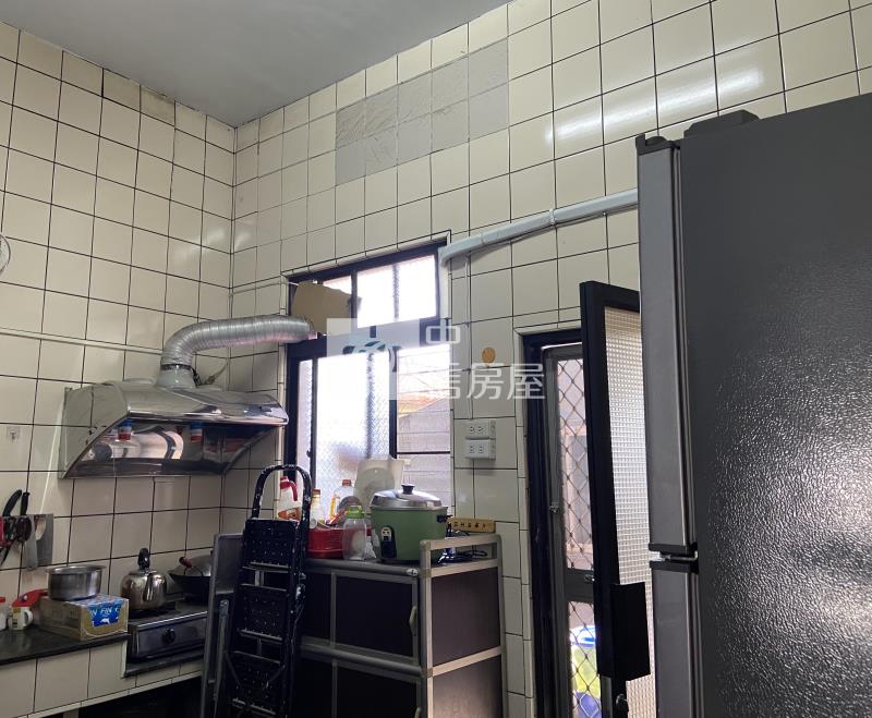 屏東房屋《龍泉金店面》房屋室內格局與周邊環境