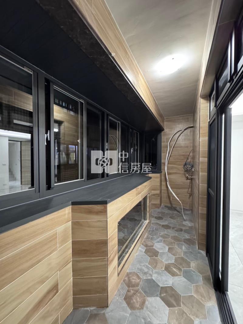 蘆竹近開南大學整新超美透天房屋室內格局與周邊環境